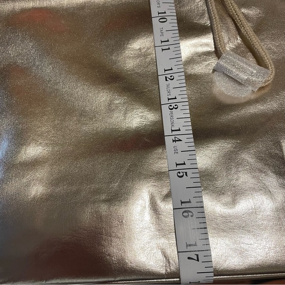 NWOT Donna Karan Metallic Gold Tote. Shoulder Strap, Drawstring. Roomy. - Picture 5 of 6